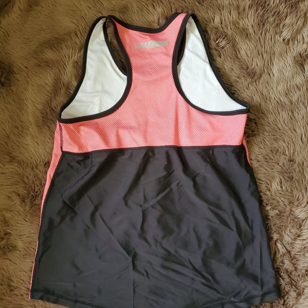 26.2 Racerback Workout Tank Top - Picture 3 of 3